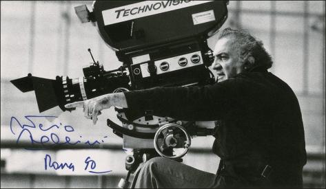 Federico Fellini, imagen tomada de icollector.com